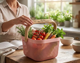 Pink Garden Basket with Custom Text, Plastic Gardening Tool Caddy, Personalized Garden Decor Basket, Mesh Baskets for Gardening Supplies