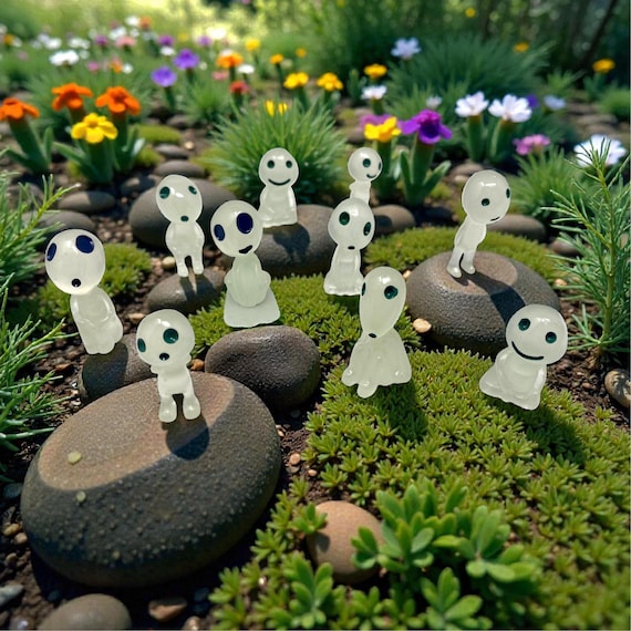 Tree Spirit Figurine – Glow In Dark Ghost Mini Forest Guardian Plant Buddy, Japanese Garden Decor, Fairy Garden Accessory Cute Nature Spirit
