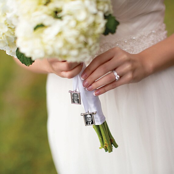Bouquet frame best sale charm