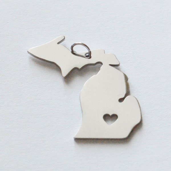 Bright silver state of Michigan pendant map charm stamping  MI supply jewelry map state shape  with hole and ring, with heart