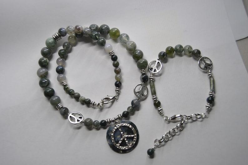 Moss Agate gemstone beaded Necklace and adjustable bracelet jewelry set with silver peace signs handcrafted classic with a twist