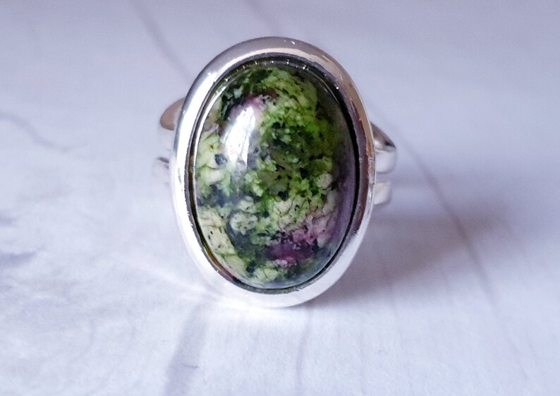 Justerbar ring med rubinzoisit, ovalt cabochon-smycke, försilvrad, present till helande ädelsten bild 2