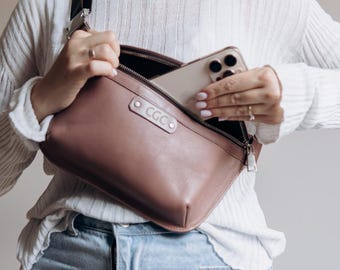 Maßgeschneiderte Leder Bauchtasche - Handgemachte Gürteltasche, Unisex Crossbody Gürteltasche, personalisiertes Geschenk, Reise-Gürteltasche, Festival bereit