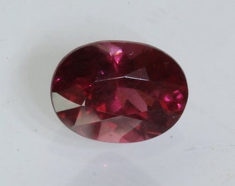 Rhodolite Garnet Raspberry Red Purple Precision Faceted 8×6 mm Oval 1.58 carat