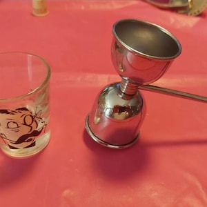 1960er Jahre Jigger Doppel-Jigger-Hammer und Googly Eye-Schnapsglas