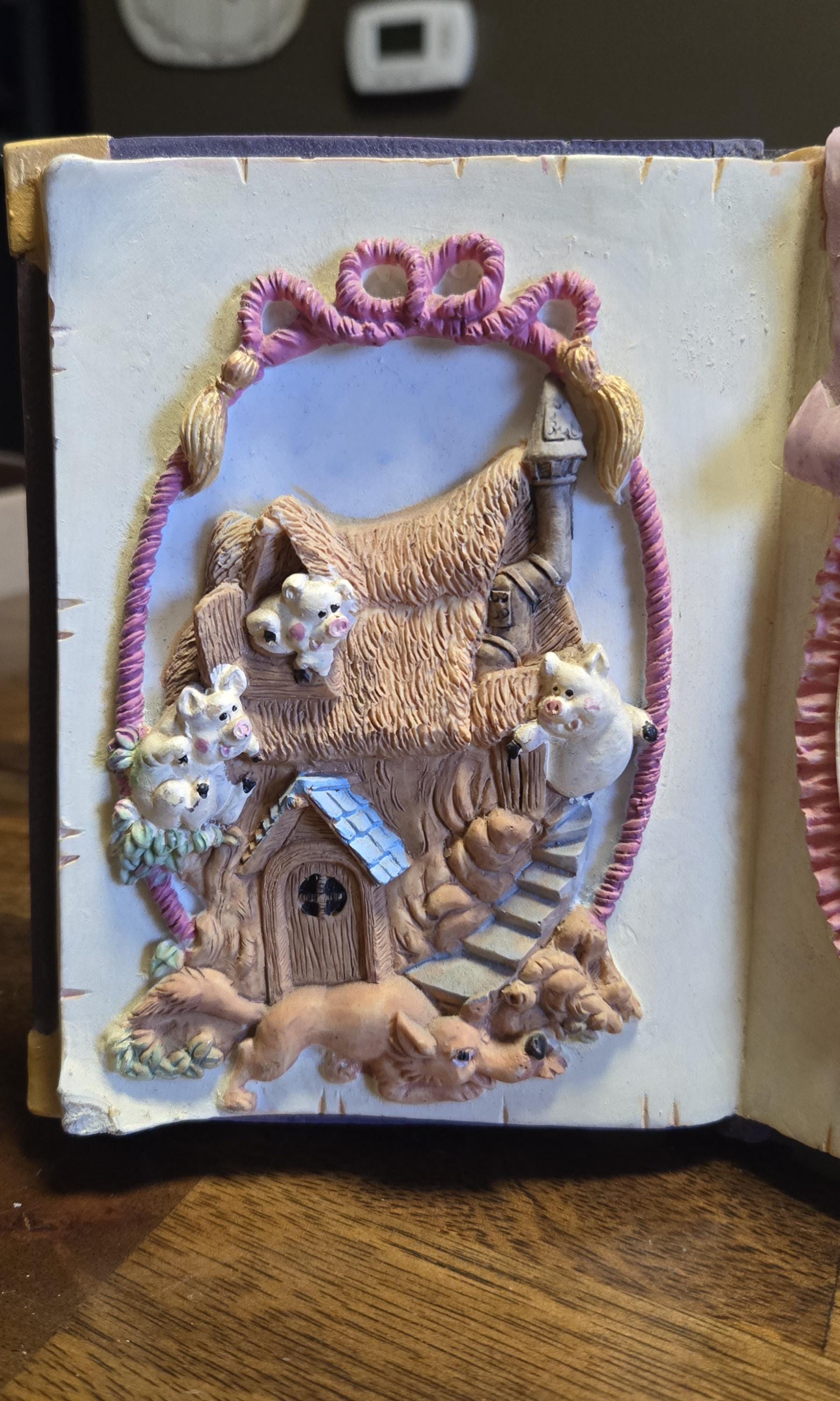 Vintage Three Little Pigs Musical Picture Frame Plays London Bridge - Etsy