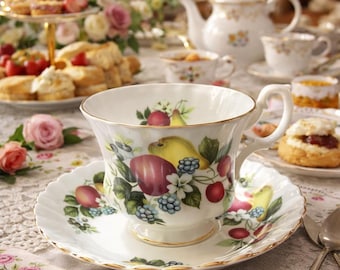 Theekop en schotel met Royal Albert-fruitthema