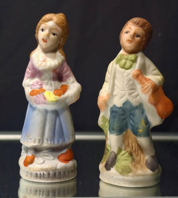 男の子と女の子の陶器人形 ミニコロニアル陶器の男の子と女の子の置物 - Etsy 日本