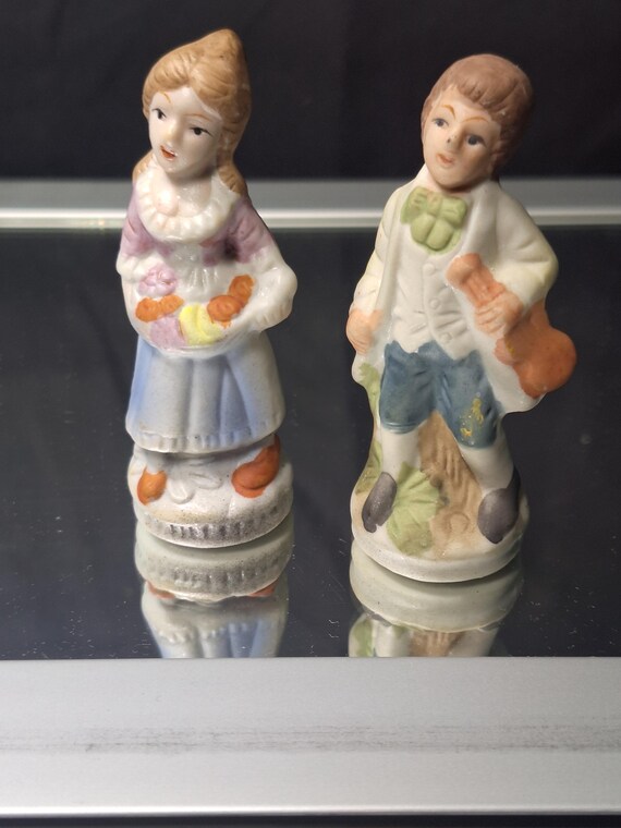 男の子と女の子の陶器人形 ミニコロニアル陶器の男の子と女の子の置物 - Etsy 日本