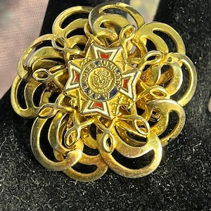 Vintage VFW Ladies Auxiliary Goldtone C Clasp Pin or Brooch