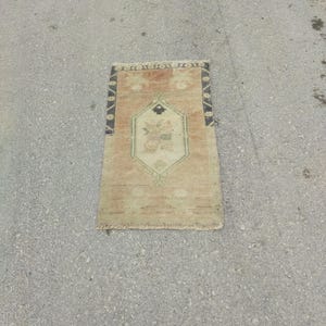 2 x 3 paillasson, tapis tissé, tapis en laine, 2 x 3 tapis de salle de bain, tapis doux, 2 x 3 tapis pastel, petit tapis, 2 x 3 tapis vintage, oushak, tapis beige, 1&#39;7 x2&#39;8 ft