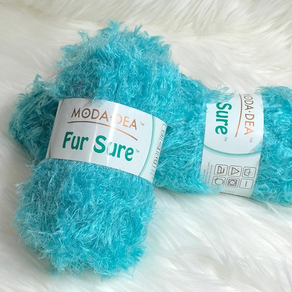 ONE Skein  # 3515 Moda Dea Fur Sure Turqua Turquoise 1.76 Ounces (50 grams) Blue Super Bulky Fashion Yarn 90/10% Nylon and Acrylic HTF