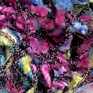 2 Skeins Lilac Pink Blue Green Yarn / May Flowers Dark Horse FLAG # 402 / 20 Grams 74 Yards Per Skein / Mini Flag / Polyester Nylon Viscos2