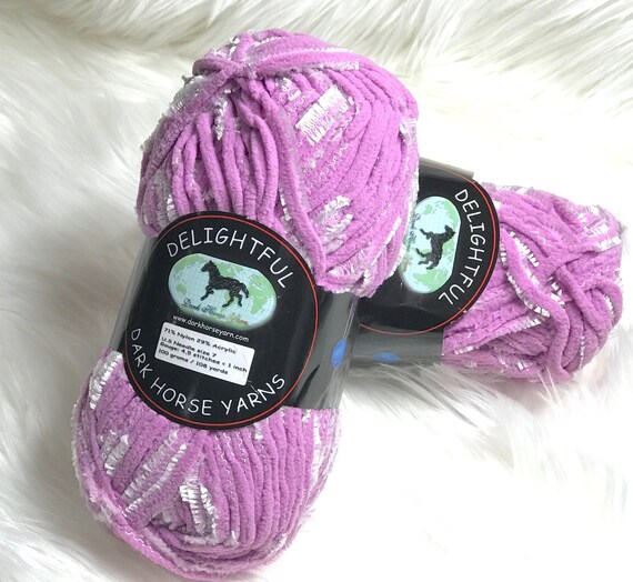 ONE Skein # 105 Dark Horse Delightful 3.5 Ounces (100 grams) Orchid Purple Worsted Eyelash Mix Fashion Yarn Nylon Acrylic Blend Hard to Find