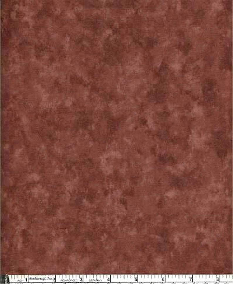 By the HALF YARD Jersey Suede Texture Raspberry Brown 10% Cotton Quilting Fabric afbeelding 1