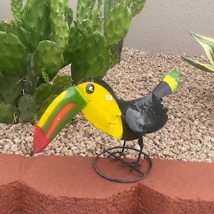 Handmade Metal Toucan Bird | Tropical Yard Art Garden Decor | Artisan Made Landscape Sculpture | Coloful Lawn Ornament