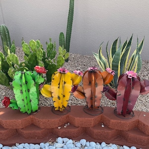 Handmade Metal Pepino Prickly Pear Cactus | Yard Art Garden Decor | Artisan Made Landscape Sculpture | Desert Plant Lawn Ornament