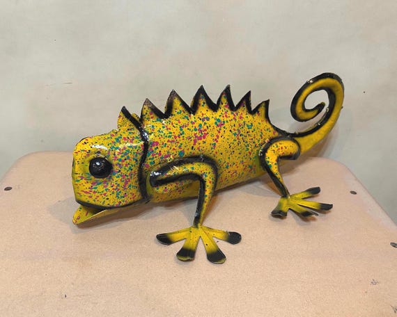 Handmade Metal Speckled Chameleon Lizard Gecko | Yard Art Garden