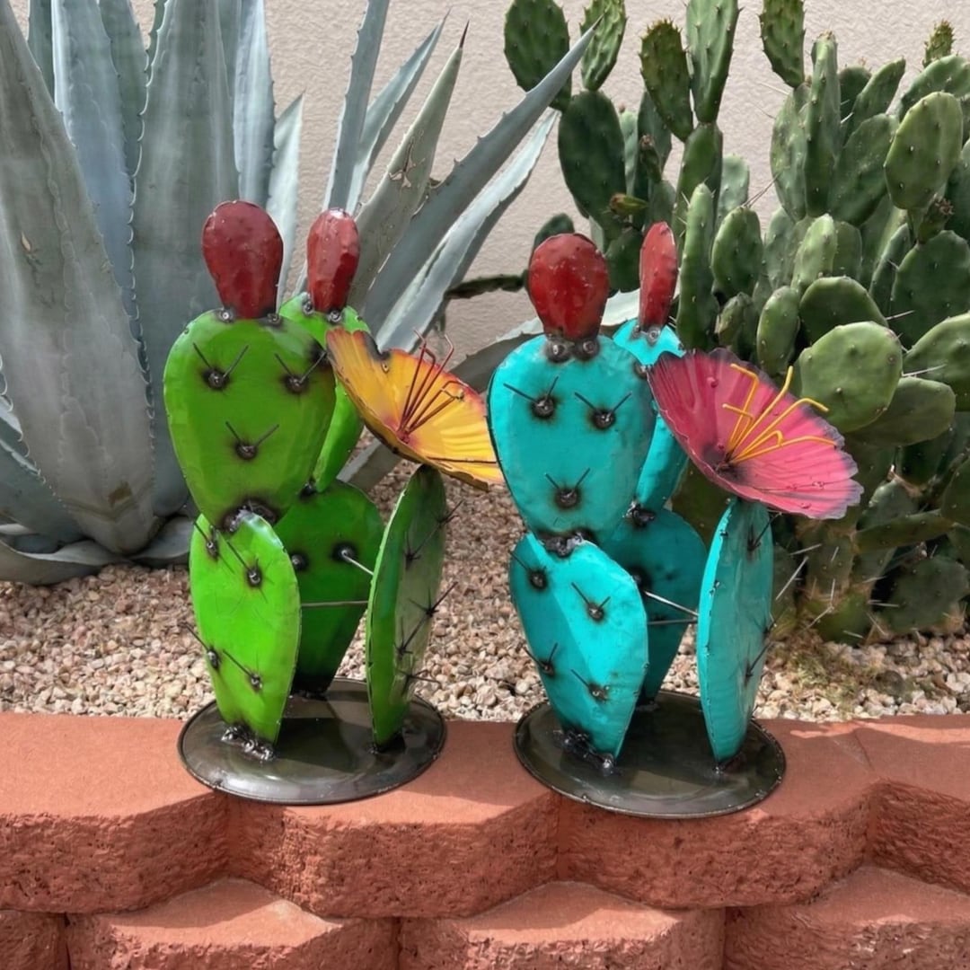 Handmade Large Metal Prickly Pear Cactus With Tuna | Yard Art Garden Decor  | Artisan Made Landscape Sculpture | Desert Plant Lawn Ornament - Etsy