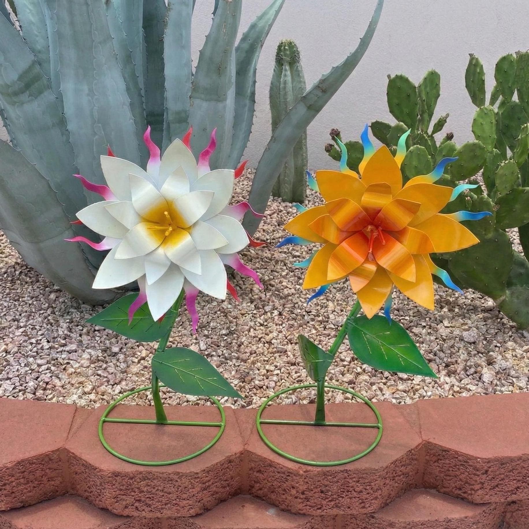 Handmade Metal Queen of the Night Flower | Yard Art Spring Garden