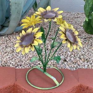Handmade Metal Sunflower Bouquet | Spring Yard Art Garden Decor | Artisan Made Landscape Sculpture | Blooming Lawn Ornament