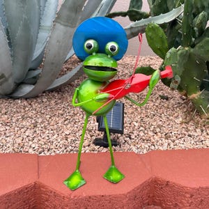 Handmade Metal Frog playing Violin | Whimsical Mariachi Farmhouse Yard Art Garden Decor | Artisan Made Landscape Sculpture | Lawn Ornament