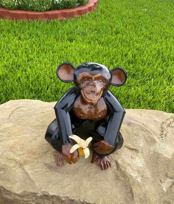 アクセサリー Monkey Handmade Metal Monkey Chimp With Banana | Yard Art Garden Decor