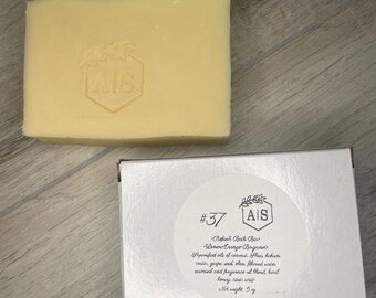 Natural Refresh Bar Soap with Sea Buckthorn and Honey • Citrus Blend