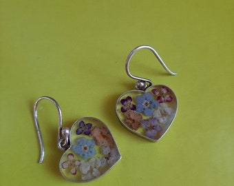 Very Pretty Mexican Heart Earrings with Dried Flowers in Resin, Sterling -- Virtual Yard Sale