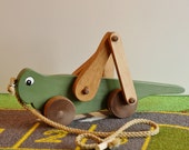 Toy Green Grasshopper Pull Toy - Handmade