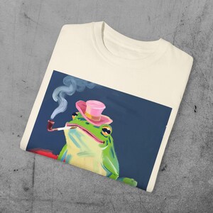 This Is Not A Frog Funny Frog T-Shirt Quirky Unisex Graphic Tee Cute Frog Smoking Pipe Shirt Casual Streetwear Gift for Men and Women image 9