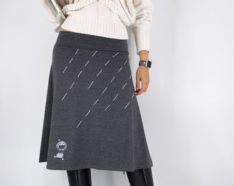 A-line jersey knit cotton skirt with raindrop applique and little girl drawing, Unique gray knee length pull on skirt in xl, xxl and xxxl