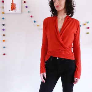 Soft jersey knit wrap blouse in charcoal gray burnt orange, Women&#39;s Stretchy yoga wrap top, Open front tie back wrap cardigan size S - 3XL