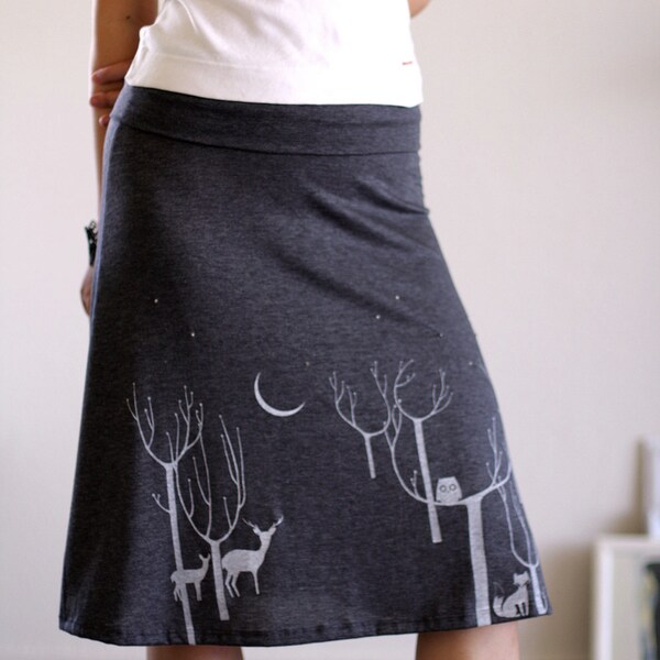 Handmade appliqué skirt . Grey Jersey Knee Length A-line Skirt - Lovely Neighbors From the Woods-size Medium