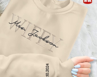 Personalised Wifey Hubby Sweatshirt, Embroidered Mr & Mrs Name Sweatshirt, Special Date on Sleeve Matching Jumpers, Christmas Gift for Bride