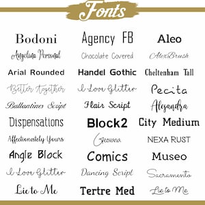 Puede incluir: Una lista de fuentes en texto negro sobre un fondo dorado. Las fuentes se enumeran en dos columnas. Las fuentes incluyen Bodoni, Agency FB, Aleo, Arial Rounded, Handel Gothic, Cheltenham Tall, Better Together, I Love Glitter, Pecita, Ballantines Script, Flair Script, Alesandra, Dispensations, Block2, City Medium, Affectionately Yours, Geovana, Angle Block, Comics, NEXA RUST, Museo, I Love Glitter, Dancing Script, Sacramento, Lie to Me, Tertre Med, Lie to Me.