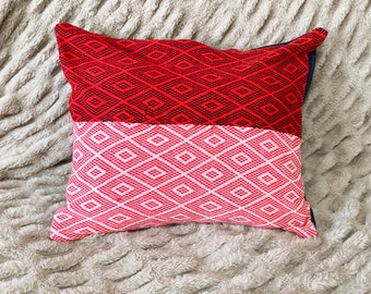 Diamond Pattern Throw Pillow With Pillow Insert