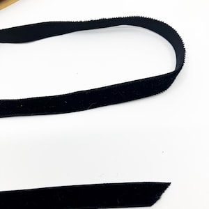 Black Velvet 5/16&quot; Nylon Ribbon – Luxurious Texture, Timeless Elegance