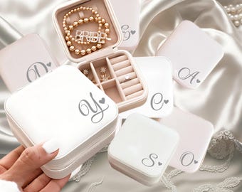 Personalized travel jewelry box, small square earring organizer, Custom bridesmaid gifts box for Friend sister Maid of Honor Mother Of Bride