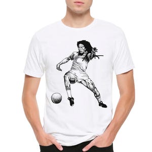 Bob Marley Playing Football T-Shirt, Men&#39;s Women&#39;s Sizes (FFT-37779)