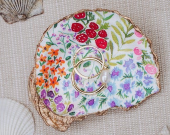 Oyster Shell Trinket Jewelry/Ring Dish - Decorative Oyster Shell