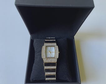Retro Gold Tone Ladies Watch | Rhinestone Bezel, Japan Movement