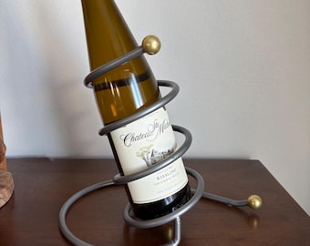 vintage 1980s postmodern wavy wire and brass wine bottle holder