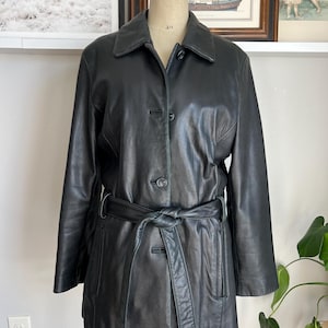 Vintage Black butter Soft Leather trench coat, relativity Brand, Size Medium