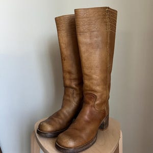 True Vintage Frye campus boots / vintage campus boots / vintage Frye boots / tall leather boots