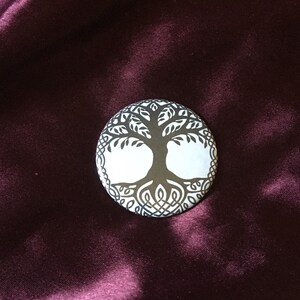 Yggdrasil / Tree / Blue / Magnet