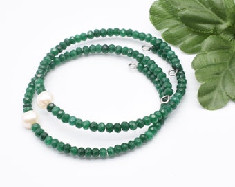 Emerald Green Memory Wire Bracelets, Pearl Bracelet Set