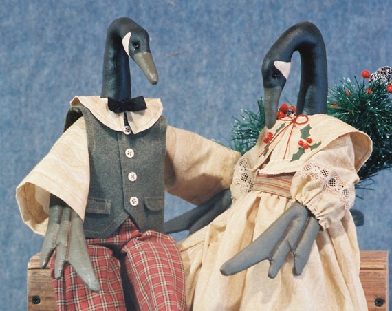 Christmas Geese - Mailed Cloth Doll Pattern 20in Christmas Geese Bird Holiday Dolls