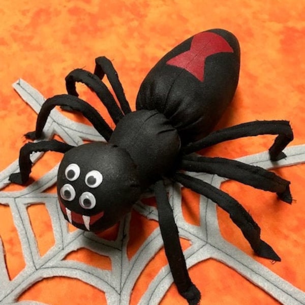 Mailed Cloth Doll Pattern Halloween Spider & Web Home Decor or Wreath