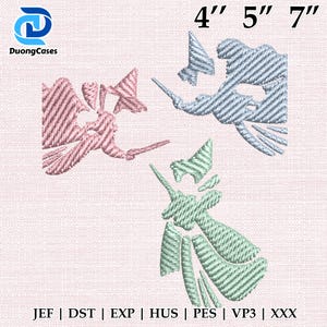 Könnte beinhalten: Gestickte Hexen-Designs in Rosa, Blau und Grün, mit Größen von 10 cm, 13 cm und 18 cm. Das DuongCases-Logo befindet sich oben links. Unter den Designs sind die Dateiformate: JEF, DST, EXP, HUS, PES, VP3 und XXX.